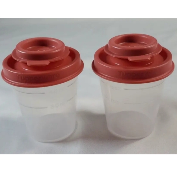 Tupperware Mini 2 oz. Midgets Salt & Pepper Shaker Travel Set Rose, Peach, Black - Picture 14 of 16